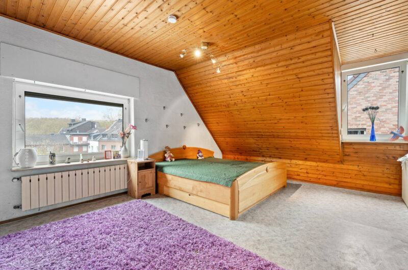 Schlafzimmer OG